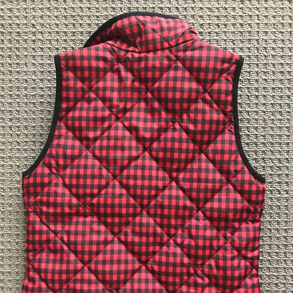 J.crew quilted puffer vest red/black - Picture 2 of 3